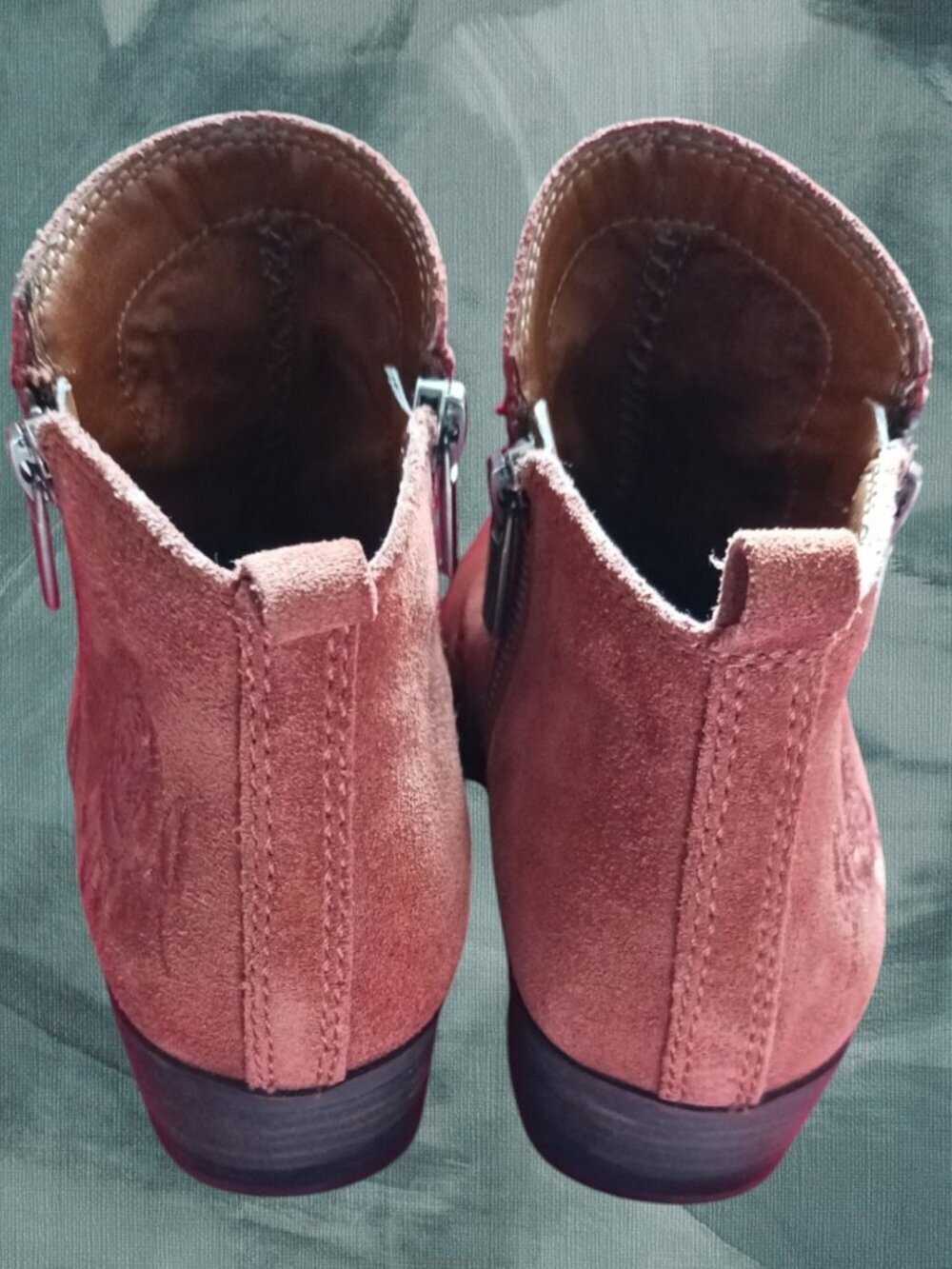 Lucky Brand Suede Ankle Boots W/ Floral Embroidery & Side Zip Terracota Size 6.5 - Picture 2 of 14